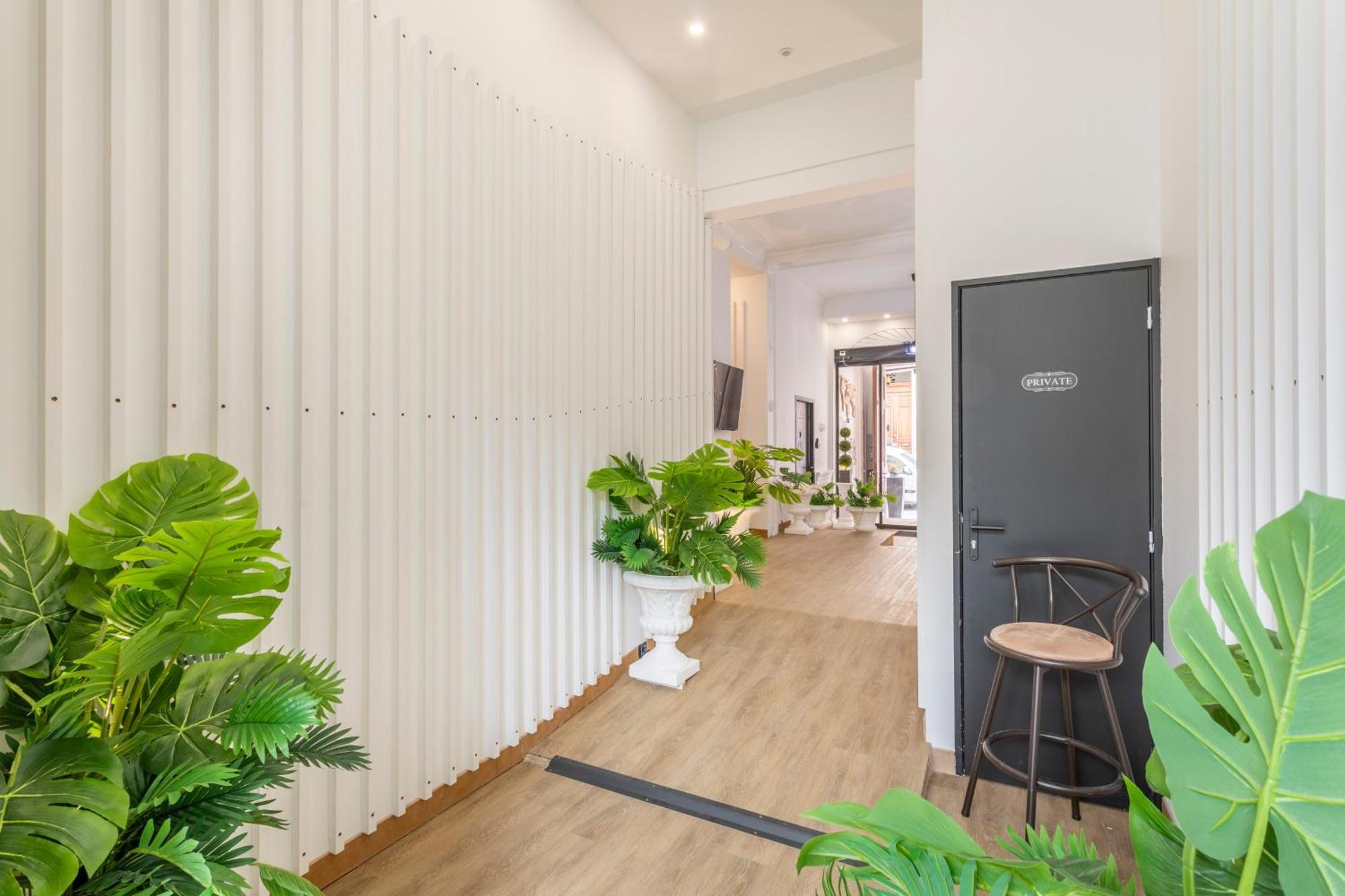 Adira Marseille Montgrand 2 Etoiles Apartment Exterior photo